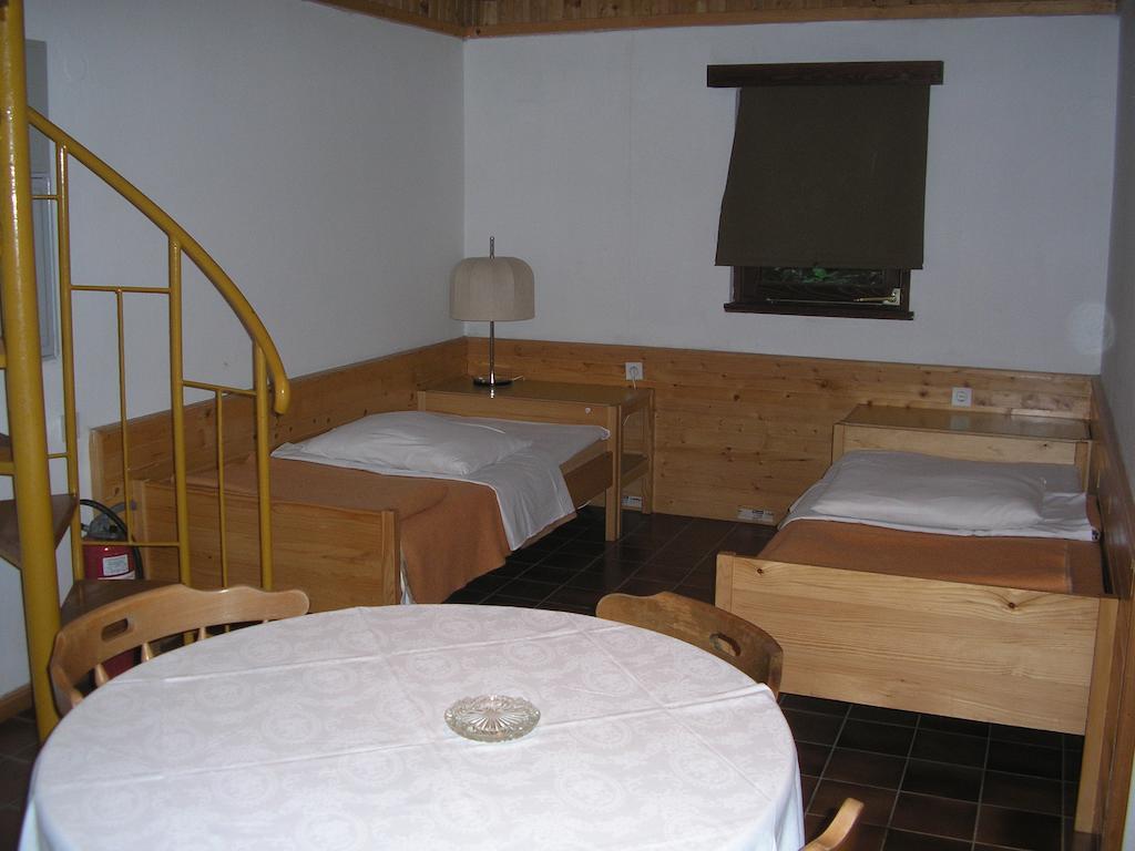 Camping Pivka Jama Postojna Room photo